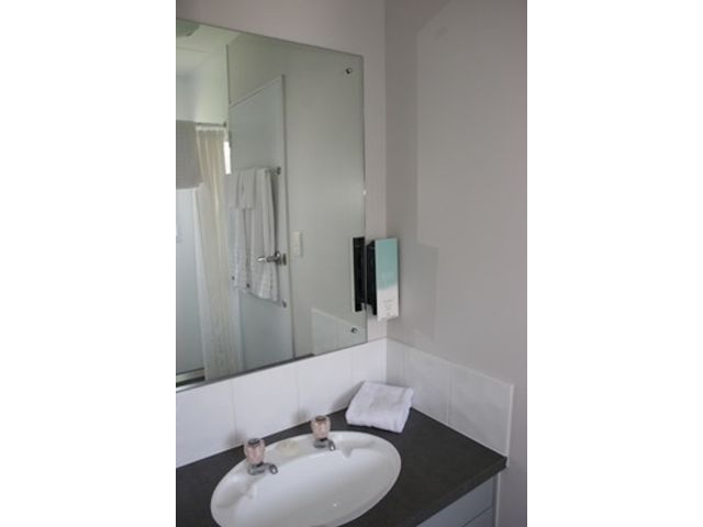 Standard Studio - bathroom